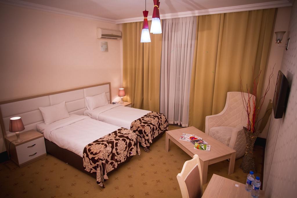 Baku Inn Hotel Eksteriør bilde