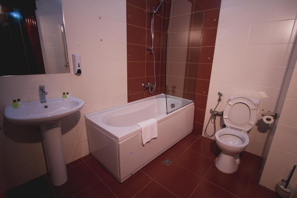 Baku Inn Hotel Eksteriør bilde